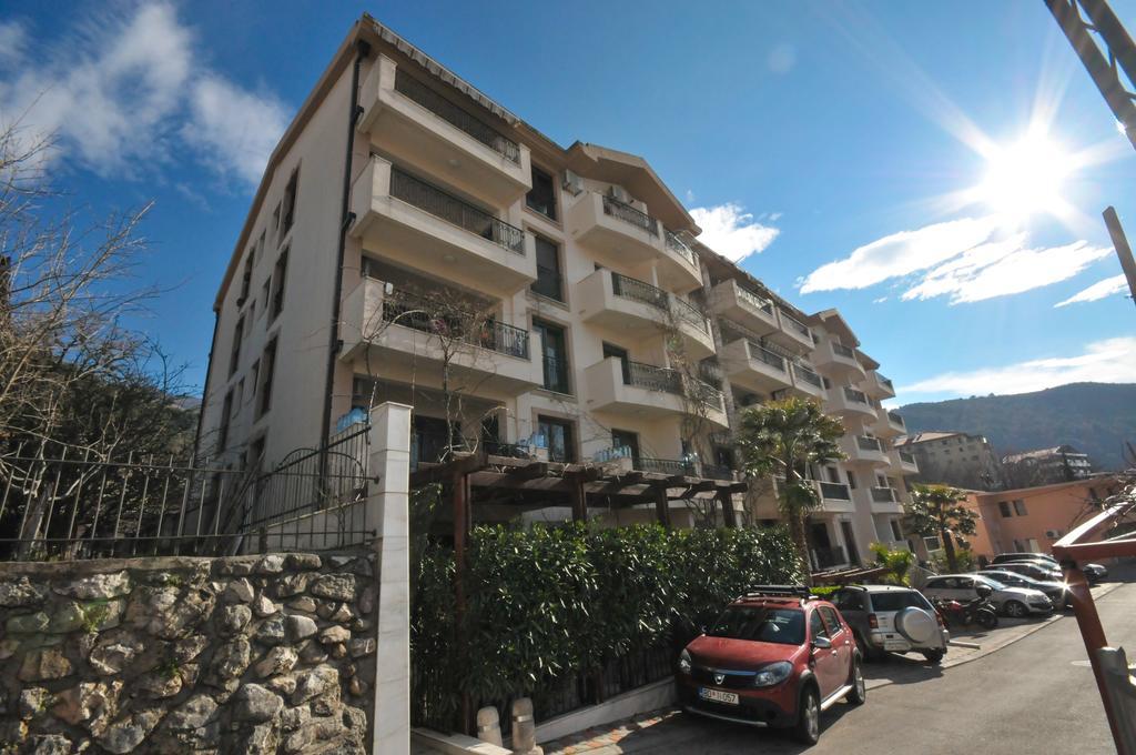 Apartmani Maini Budva