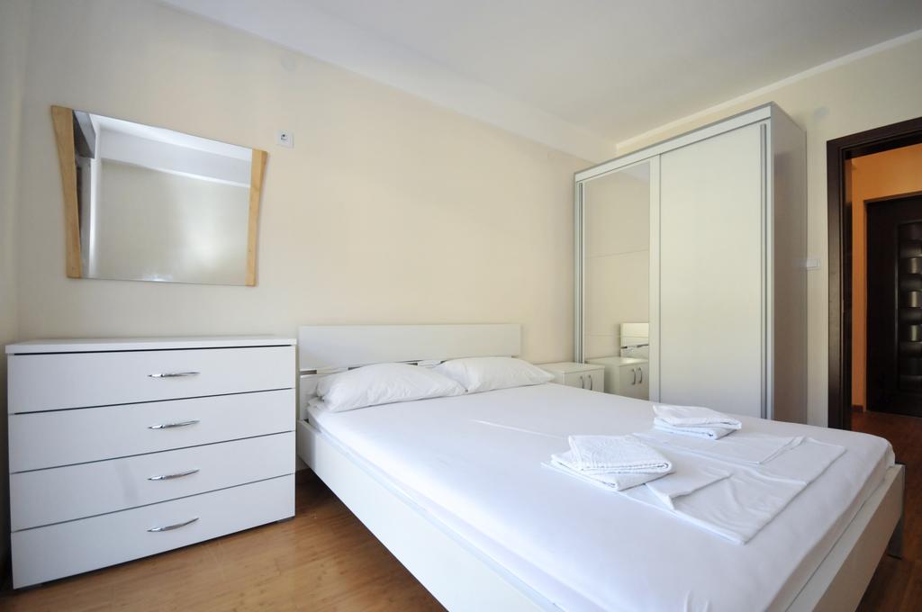 Apartment Apartmani Maini