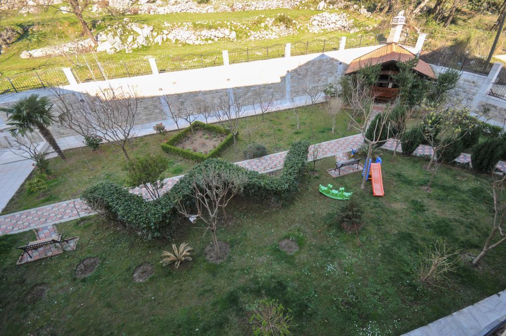 Apartmani Maini Apartment *